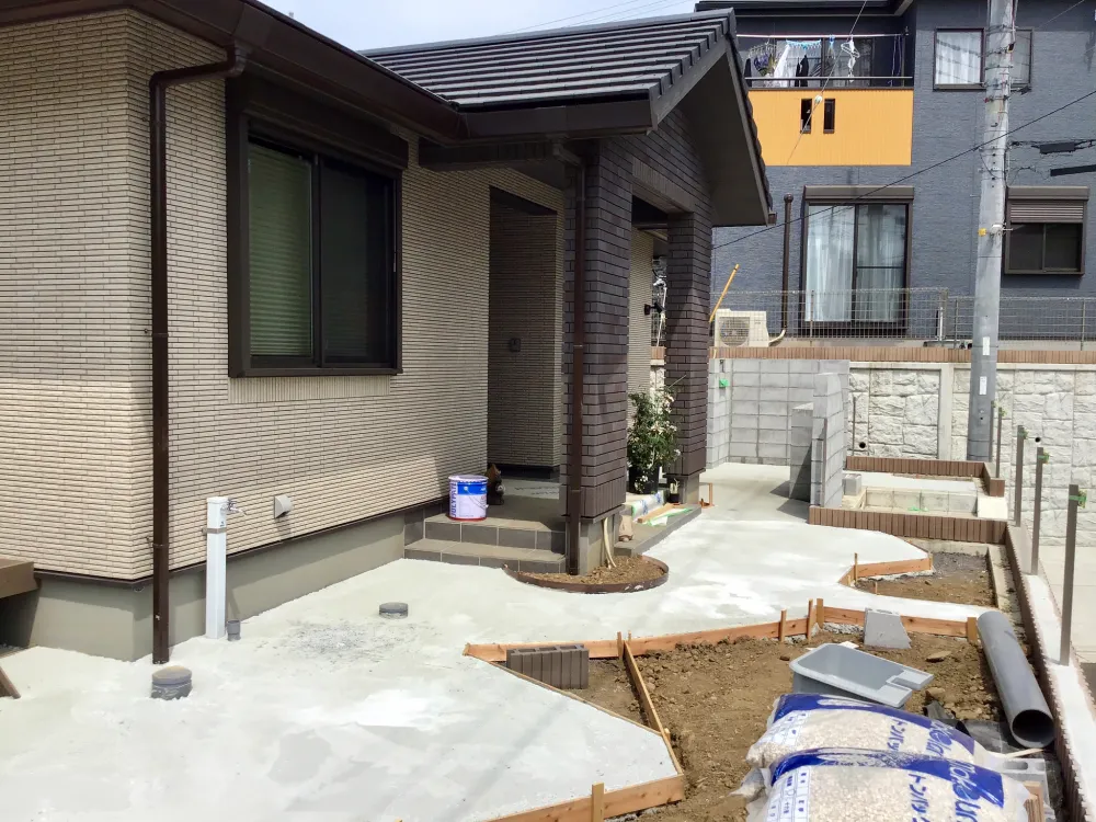 正面玄関 下地 型枠