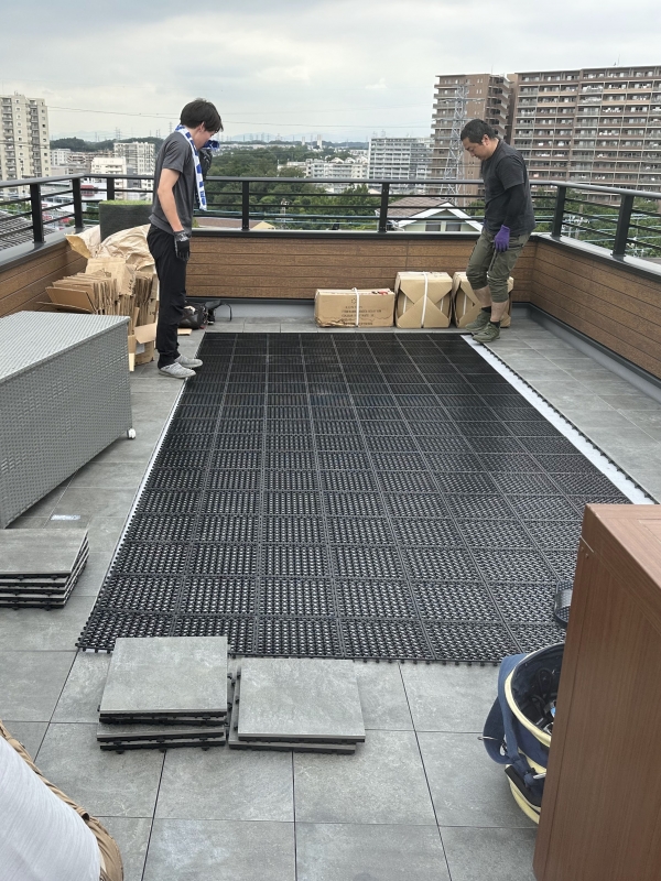 屋上ガーデンの施工写真2