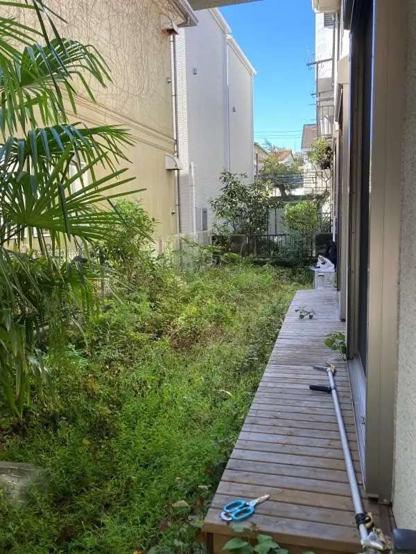 No.1207:芝生のお庭をタイルテラスにリフォーム