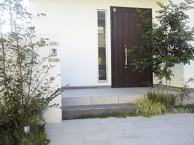 Deep Green Symbol Trees, Light Green Plants, and Grey Tile