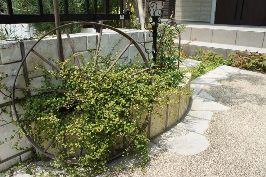 アンティーク調な車輪