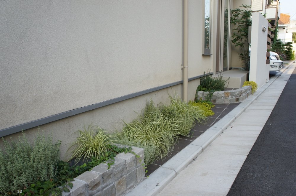 道路脇を彩るグリーン