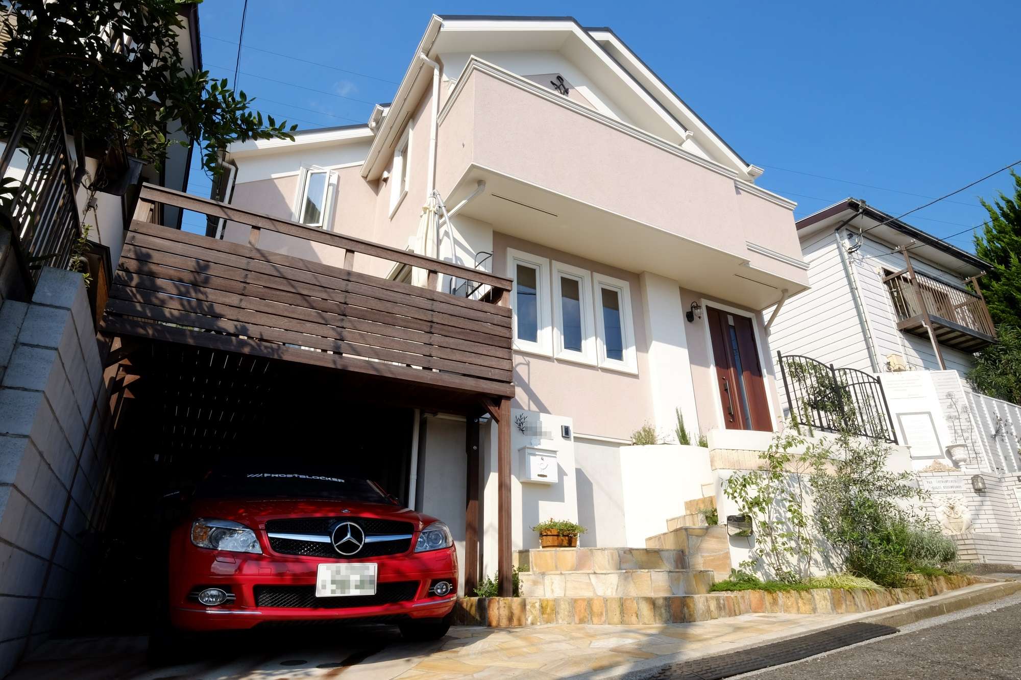 スカイデッキした駐車場