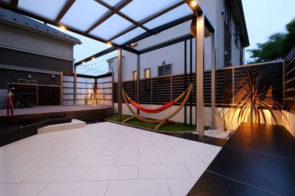 アルデシア(東洋石創)ホワイト×ブラック