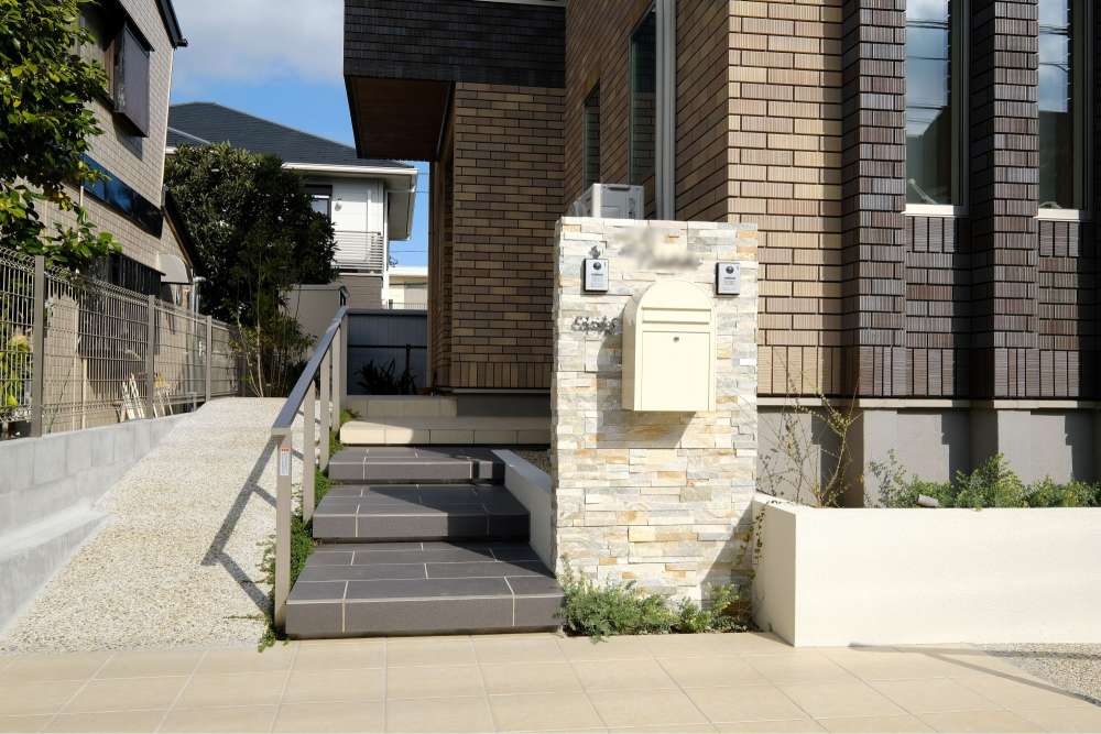 ナチュラルロブソンスタックの門柱