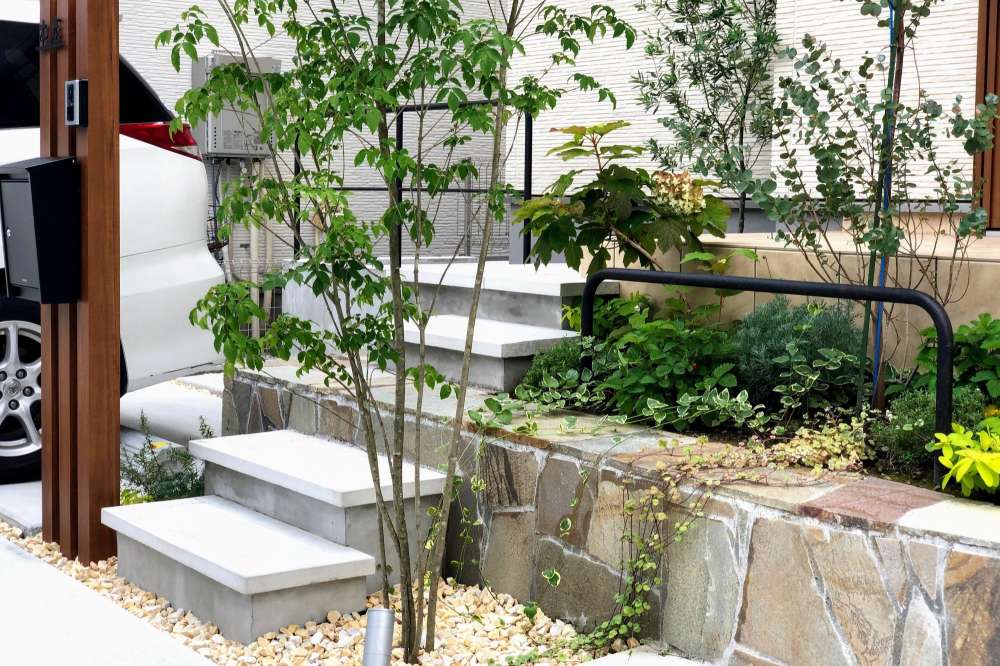 シンボルツリーで彩るオープン外構