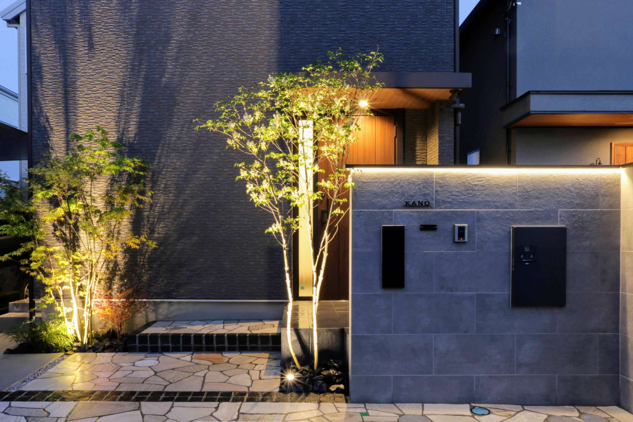 シンボルツリーのライトアップ