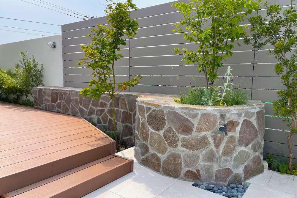 ジャワ鉄平の乱形張り