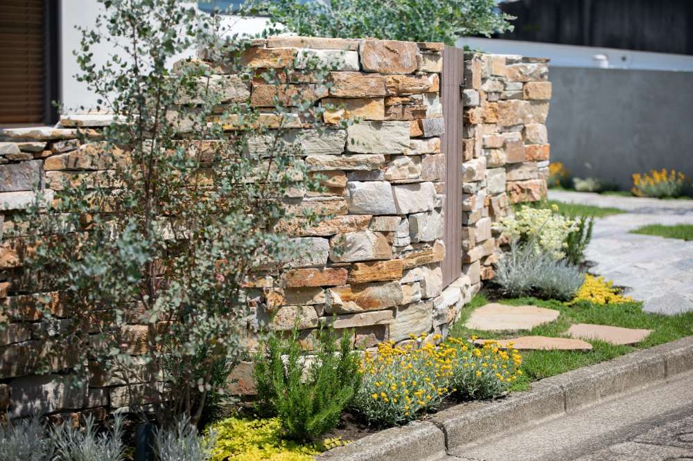 ヴィンテージテイストの袖壁