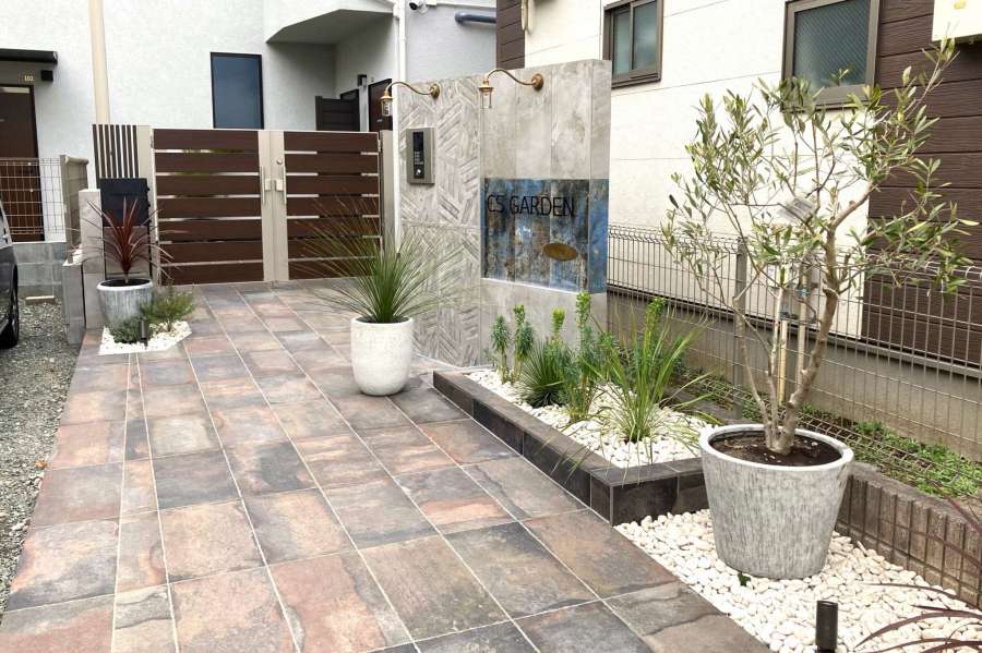 個性的なテクスチャーが楽しめるファサード