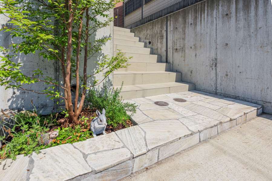 彩り豊かなエントランス