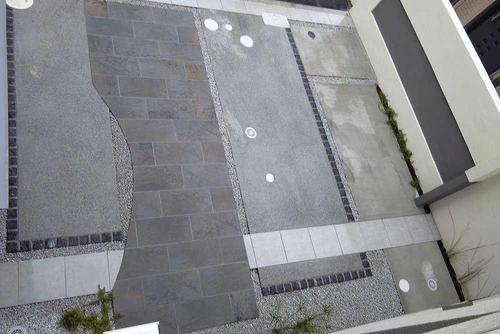 グラデーションデザインの駐車場