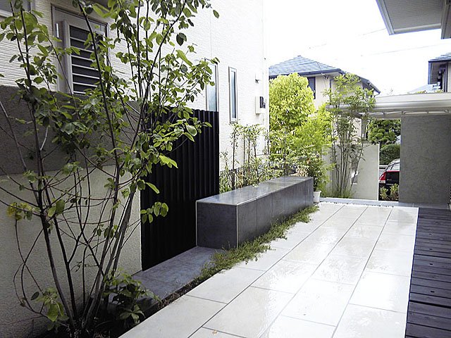 白タイル、グレータイル